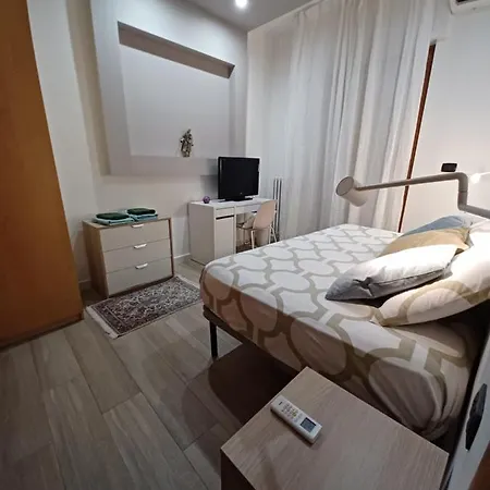 Гостевой дом Gardenia Free Parking